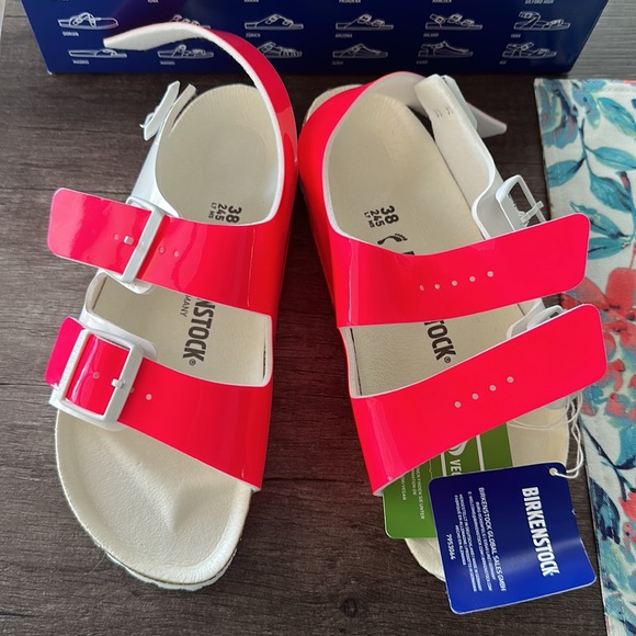 Barbie neon pink milano bs NWOT - Picture 2 of 2